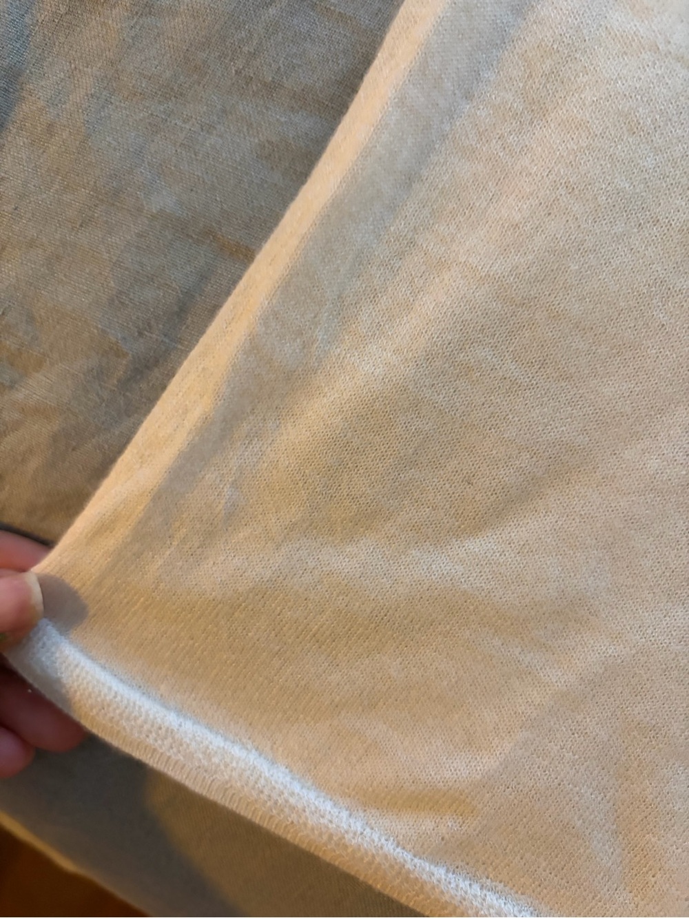 TOTEME Thin Cashmere Tee Ivory 100% Cashmere - Picture 6 of 7